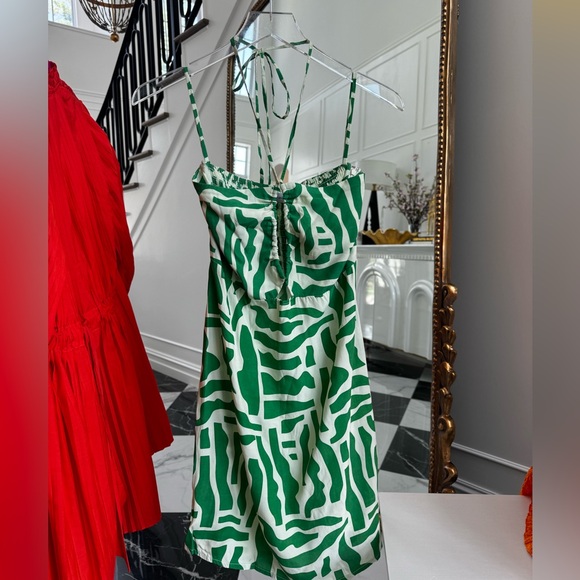 Faithfull the Brand Green Dress - Picture 2 of 9